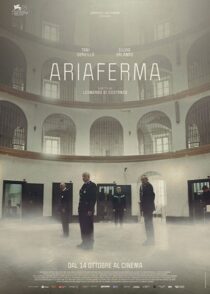 دانلود فیلم The Inner Cage (Ariaferma) 2021399375-1322701184